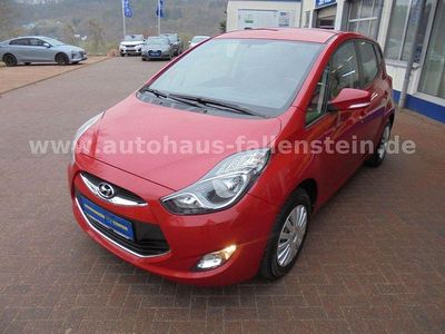 Gebraucht Hyundai ix20 Edition 90 PS (66 kW) 2015 Rot Kleinwagen
