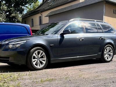 Gebraucht BMW 530 Exclusive 235 PS (172 kW) 2009 Grau Kombi
