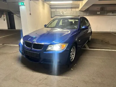 Gebraucht BMW 320 M Sport 163 PS (119 kW) 2007 Blau Limousine