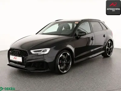 Gebraucht Audi RS3 Sport 400 PS (294 kW) 2019 Mythosschwarz Limousine