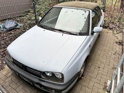 Grau Gebraucht 1995 VW Golf Cabriolet Cabrio | 999 €