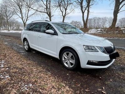 Gebraucht Skoda Octavia Ambition 116 PS (85 kW) 2018 Weiß Kombi