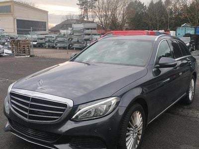 Gebraucht Mercedes C200 Exclusive 136 PS (100 kW) 2015 Grau Kombi