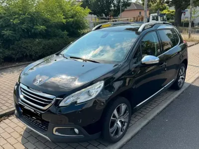 Gebraucht Peugeot 2008 120 PS (88 kW) 2016 Schwarz SUV
