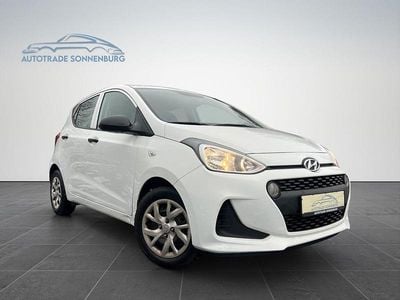 Gebraucht Hyundai i10 GO! 67 PS (49 kW) 2017 Weiß Kleinwagen