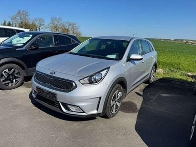 Second-hand Kia Niro Edition 7 105 CP (77 kW) 2017 Argintiu SUV