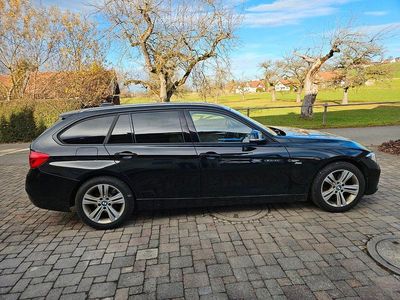 Gebraucht BMW 320 Sport Line 190 PS (139 kW) 2016 Schwarz Kombi