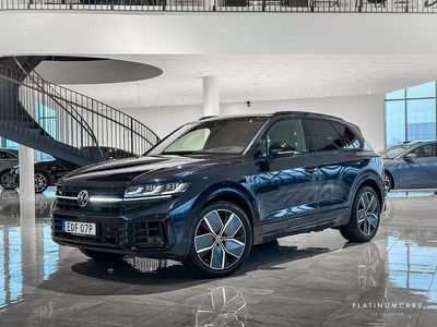 Usata VW Touareg R 462 CV (339 kW) 2023 Blu SUV