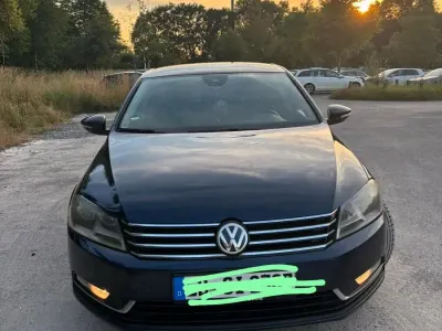 Gebraucht VW Passat Comfortline 150 PS (110 kW) 2011 Blau Limousine