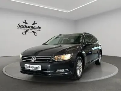 Gebraucht VW Passat Comfortline 150 PS (110 kW) 2017 Grau Kombi
