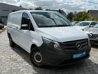 Gebraucht Mercedes Vito 163 PS (119 kW) 2015 Arktikweiss Van