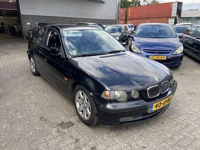BMW 318 Compact