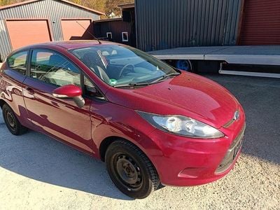 Gebraucht Ford Fiesta Trend 82 PS (60 kW) 2009 Rot Kleinwagen