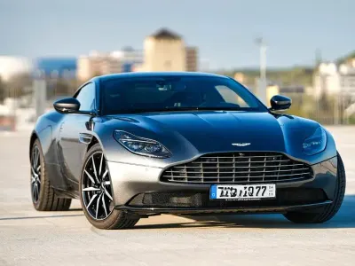 Occasion Aston Martin DB11 510 ch (375 kW) 2020 Gris