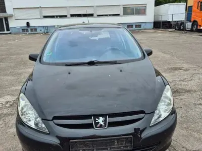 Occasion Peugeot 307 Filou 109 PK (80 kW) 2004 Zwart Sedan