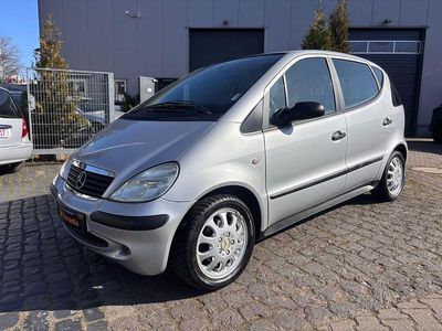 Usata Mercedes A160 Elegance 102 CV (75 kW) 2002 Argento Monovolume