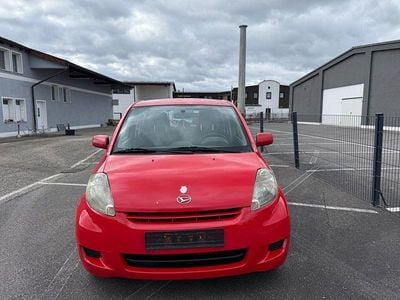 Gebraucht Daihatsu Sirion 91 PS (66 kW) 2008 Rot Kleinwagen