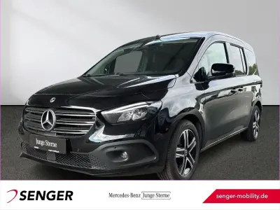 Gebraucht Mercedes T180 Progressive 116 PS (85 kW) 2025 Schwarz Van / Kleinbus