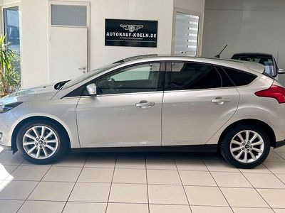 Gebraucht Ford Focus Titanium 125 PS (91 kW) 2018 Silber Limousine