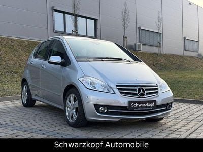Gebraucht Mercedes A160 Avantgarde 95 PS (69 kW) 2010 Silber Limousine