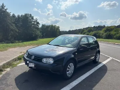 Gebraucht VW Golf IV Basis 90 PS (66 kW) 2000 Schwarz Limousine