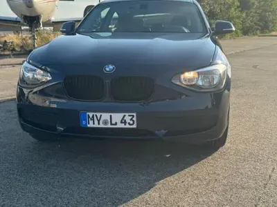 Gebraucht BMW 116 116 PS (85 kW) 2014 Blau Kleinwagen