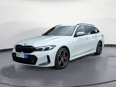 Gebraucht BMW 330 M Sport 286 PS (210 kW) 2025 Weiß Kombi