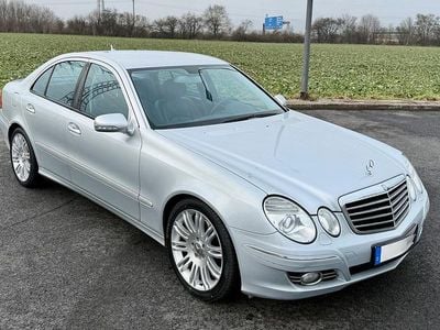 Gebraucht Mercedes E320 Avantgarde 224 PS (164 kW) 2007 Silber Limousine