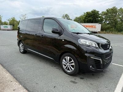 Peugeot Traveller
