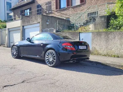 Gebraucht Mercedes SLK200 184 PS (135 kW) 2009 Schwarz Cabrio