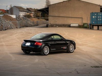 Second-hand Audi TT Sport 240 CP (176 kW) 2005 Negru Coupe