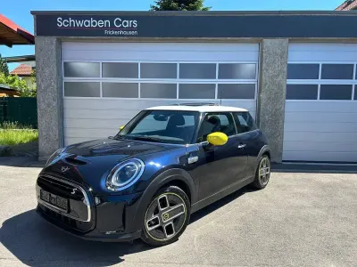 Gebraucht Mini Cooper SE 135 kW (184 PS) 2022 Schwarz Kleinwagen