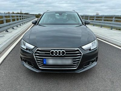 Gebraucht Audi A4 Ambiente 190 PS (139 kW) 2017 Grau Kombi