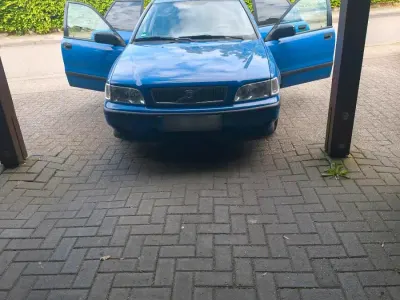 Usata Volvo V40 136 CV (100 kW) 1999 Blu Station wagon
