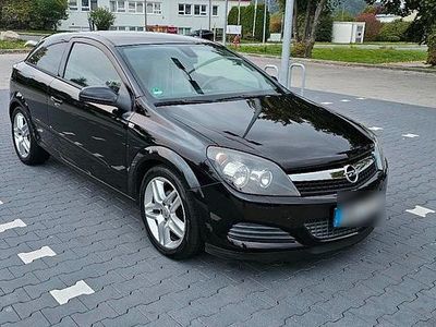 Opel Astra GTC