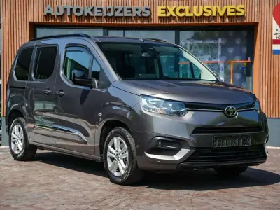 Używany Toyota Proace 131 KM (96 kW) 2024 (evl) Minivan