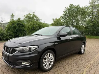 Occasion Fiat Tipo Pop 95 PK (69 kW) 2018 Zwart Sedan