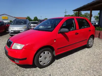 Gebraucht Skoda Fabia Comfort 68 PS (50 kW) 2000 Rot Limousine