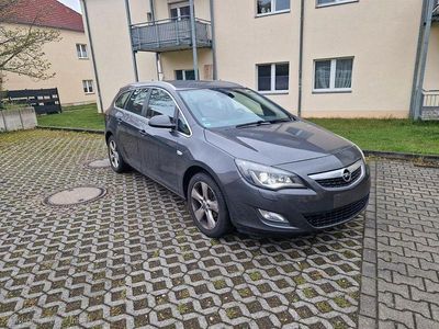 Gebraucht Opel Astra Sport 140 PS (102 kW) 2010 Grau Kombi