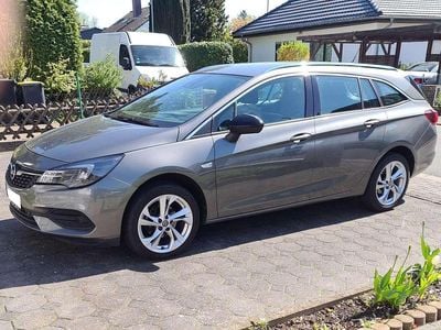 Usata Opel Astra Business Elegance 131 CV (96 kW) 2022 Grigio Utilitaria
