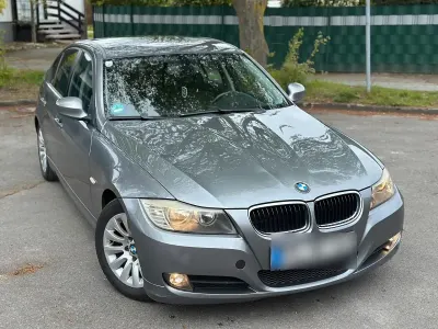 Second-hand BMW 320 170 CP (125 kW) 2010 Gri Berlinǎ