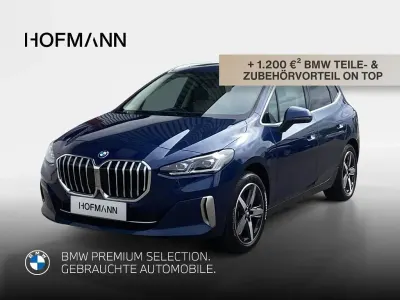 Gebraucht BMW 223 Active Tourer Luxury Line 197 PS (144 kW) 2025 Blau Van / Kleinbus