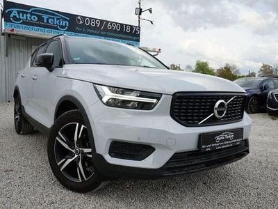 Begagnad Volvo XC40 R-Design 163 HK (119 kW) 2022 Silver SUV