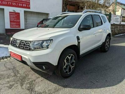 Gebraucht Dacia Duster Celebration 150 PS (110 kW) 2020 Weiß SUV
