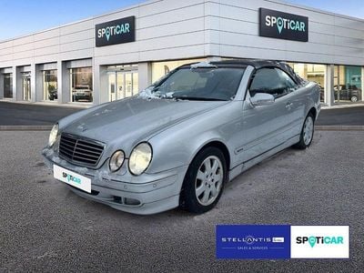 Grau Gebraucht 2002 Mercedes CLK230 Avantgarde Cabrio | 7.240 € (Fairer Preis)