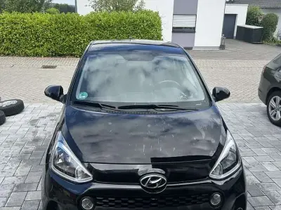 Gebraucht Hyundai i10 Trend 87 PS (63 kW) 2018 Kleinwagen