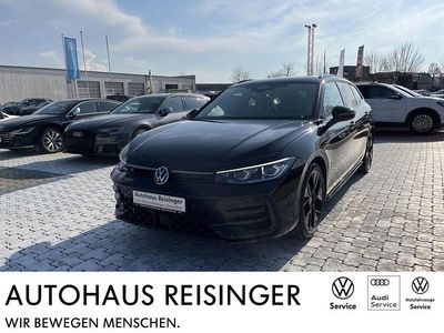 Gebraucht VW Passat R-line 193 PS (141 kW) 2024 Grenadillschwarz Kombi