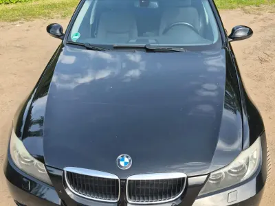 Gebraucht BMW 320 170 PS (125 kW) 2008 Schwarz Kombi