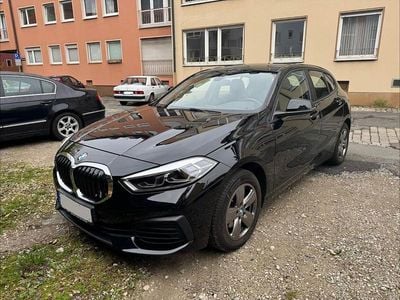 Second-hand BMW 118 136 CP (100 kW) 2021 Negru Hatchback