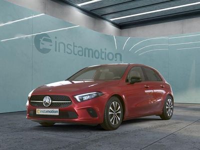 Gebraucht Mercedes A200 163 PS (119 kW) 2022 Rot